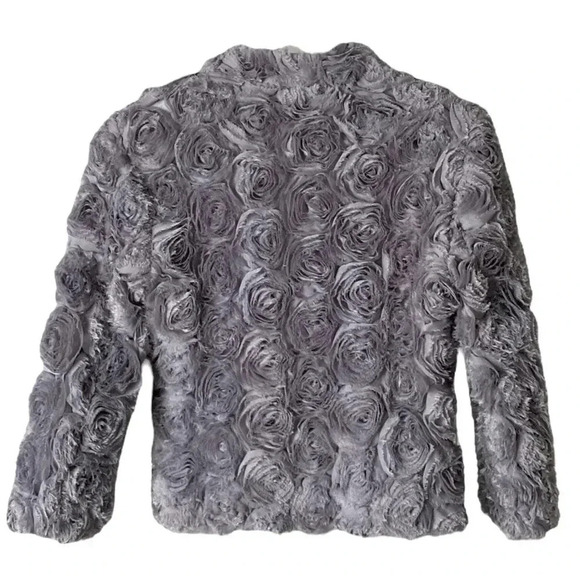 BOSTON PROPER | Gray Rosette Cropped Jacket Size 4 - Picture 4 of 7